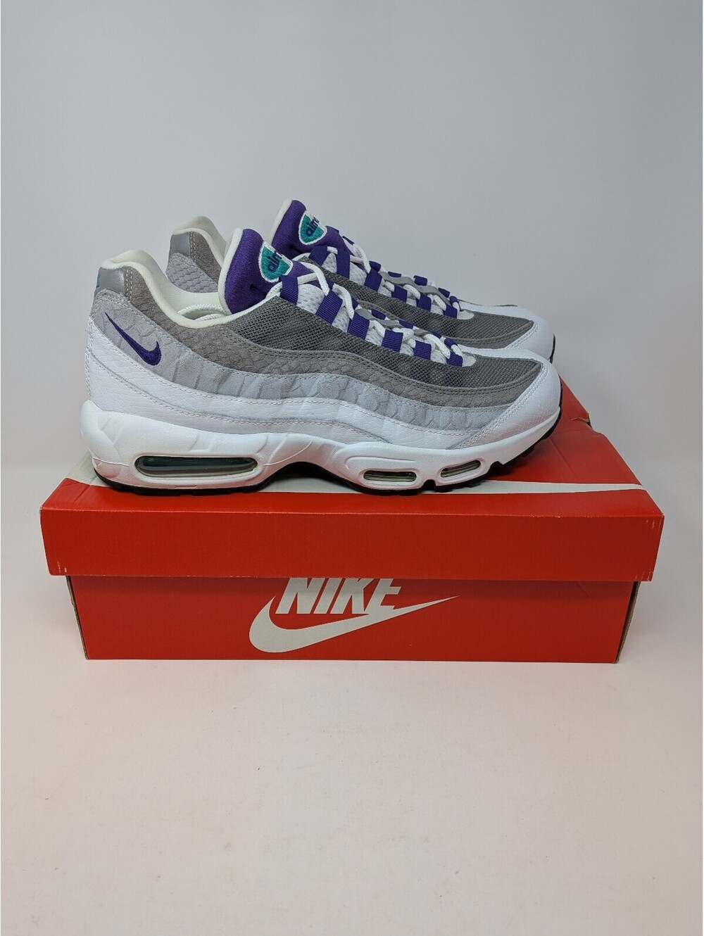 Nike Air Max 95 LV8 White Court Purple Men’s Size 10 AO2450-101